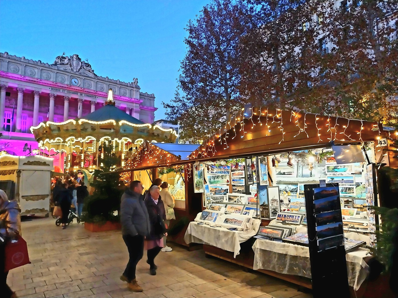 Marche de noel de Marseille 2023   2024