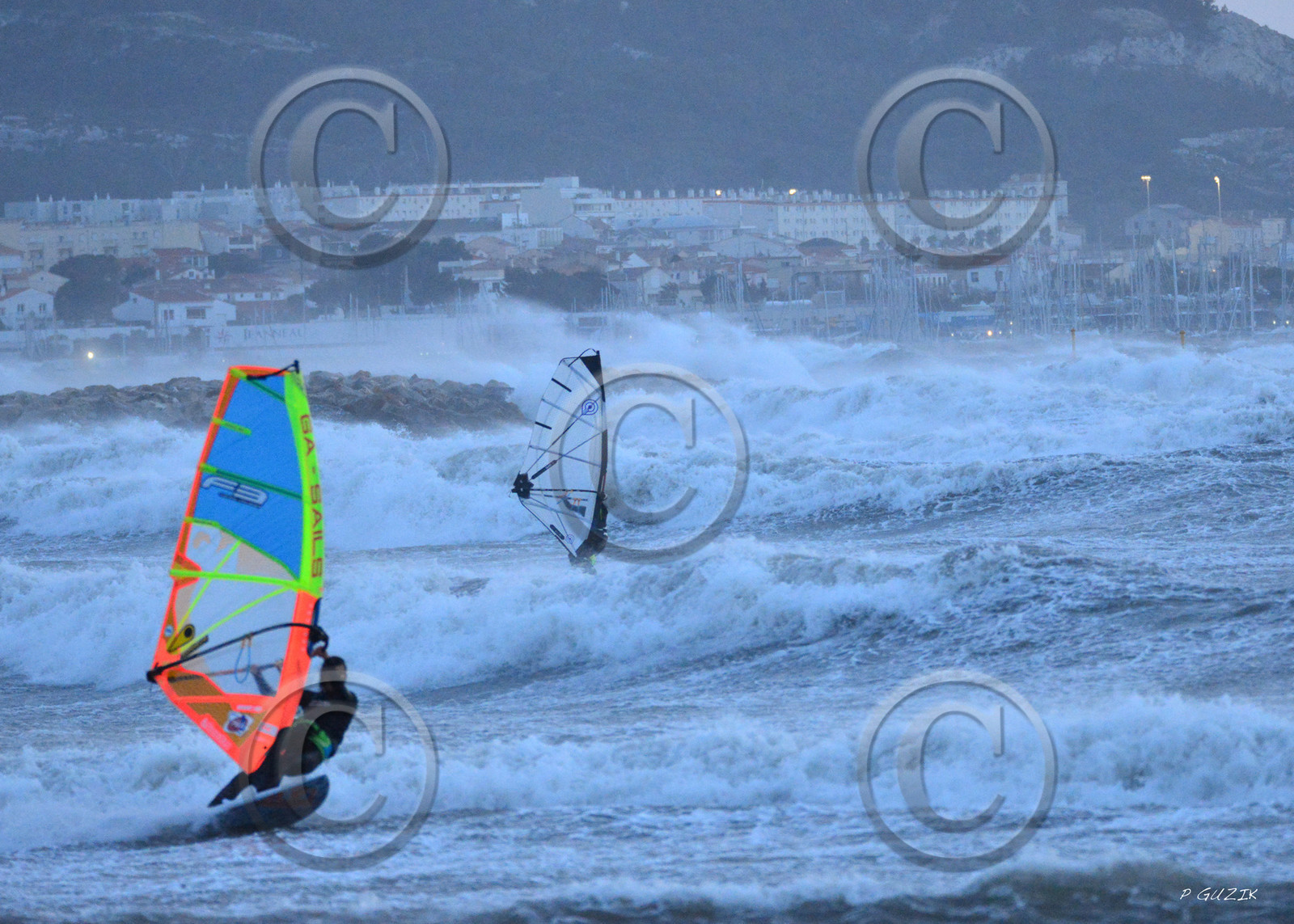 TEMPETE ZEUS MARSEILLE ,PLAGE DU PRADO,WINDSURF, PLANCHE À  VOILE