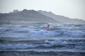 TEMPETE ZEUS MARSEILLE ,PLAGE DU PRADO,WINDSURF, PLANCHE À  VOILE