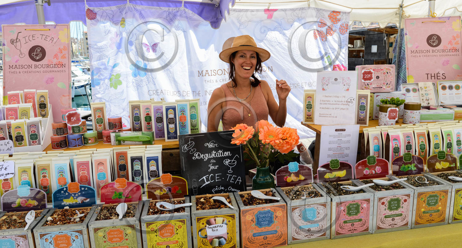 Marché à Marseille sur le vieux port